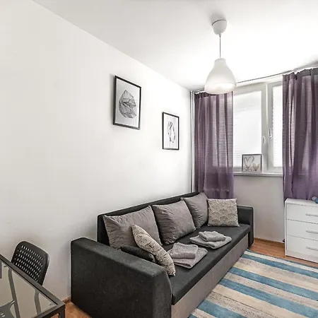 Apartment New Cozy Flat Near City Center Selfcheck 3 *
